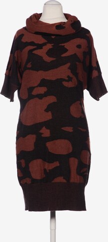 Expresso Dress in S in Brown: front