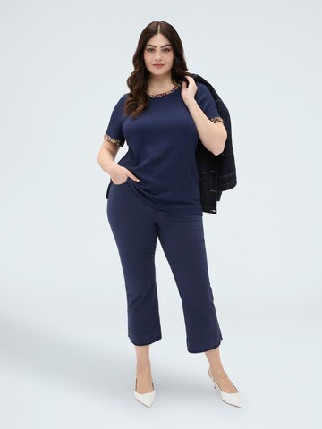 évasé Pantalon Fiorella Rubino en bleu