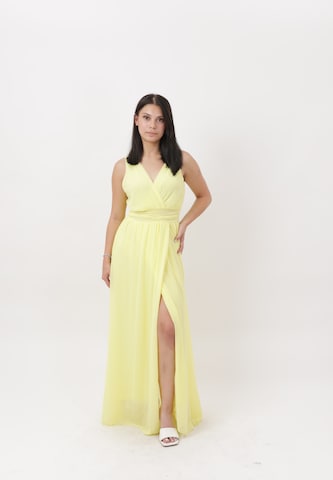 Elara Evening dress in Yellow