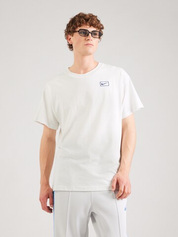 Maglietta di Nike Sportswear in bianco