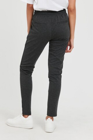 Tapered Pantaloni 'Kate' di ICHI in grigio: frontale