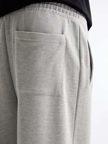 Pull&Bear Loosefit Bukser i grå