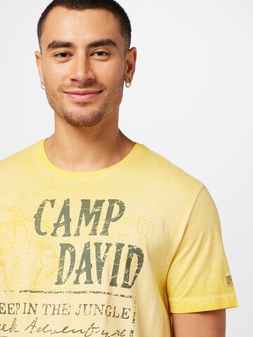 CAMP DAVID T-Shirt in Gelb