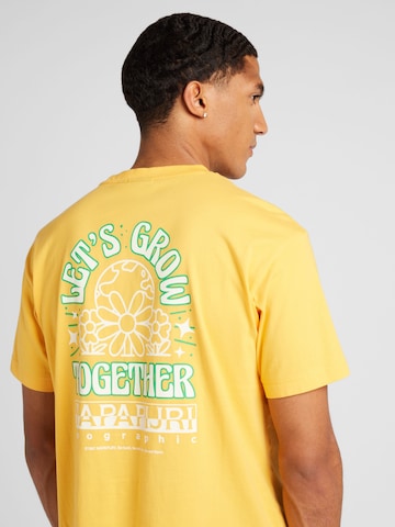 T-Shirt 'FABER' NAPAPIJRI en jaune