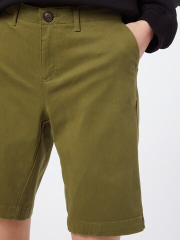 Superdry Regular Панталон Chino 'CITY' в зелено