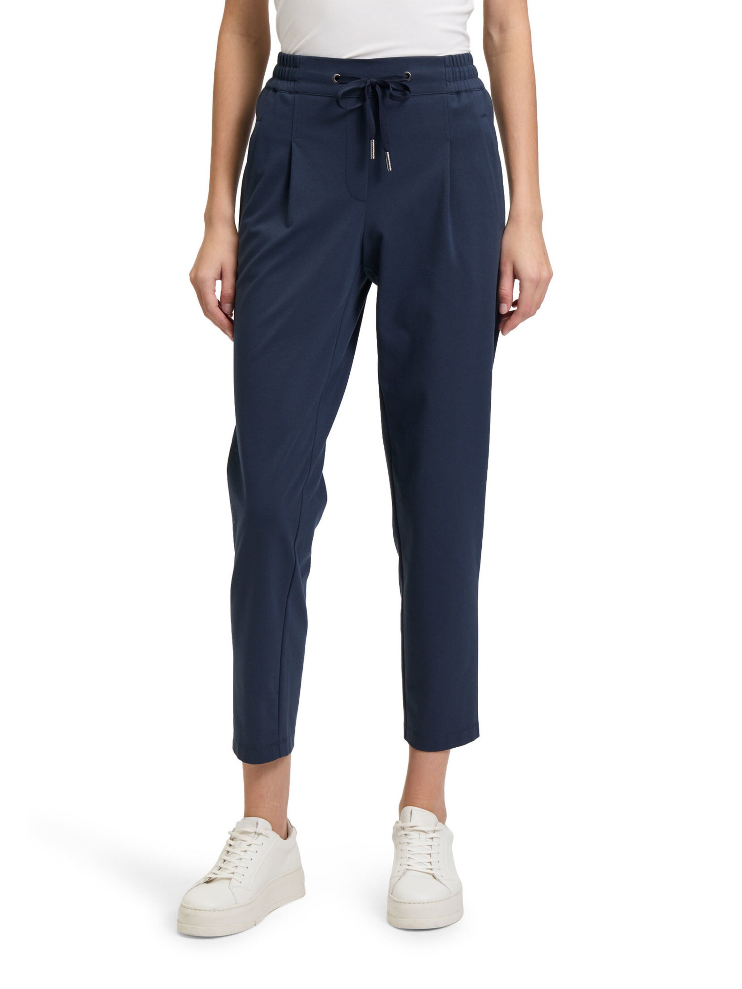 Betty & Co Slim fit Pants in Blue: front