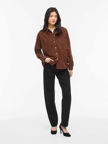 VILA - Blusa en marrón