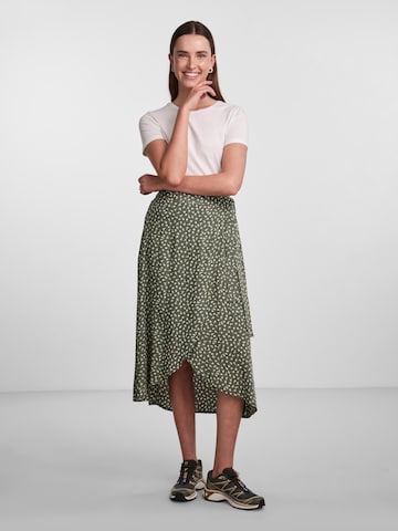 PIECES Skirt 'Tala' in Green