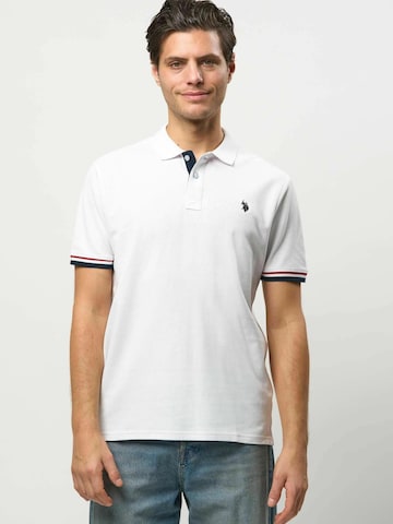 U.S. POLO ASSN. Regular Fit Paita 'UMMeo' värissä valkoinen: etupuoli