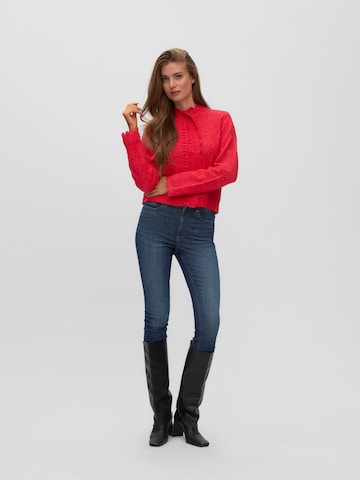 VERO MODA Gebreid vest 'AWNanna' in Rood