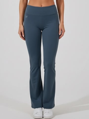 La V Flared Sportbroek 'Noa' in Grijs: voorkant