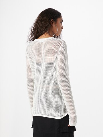 Pullover 'Balian' di SHYX in bianco