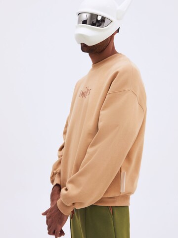 Smiles Sweatshirt 'Rayan' (GOTS) in Beige