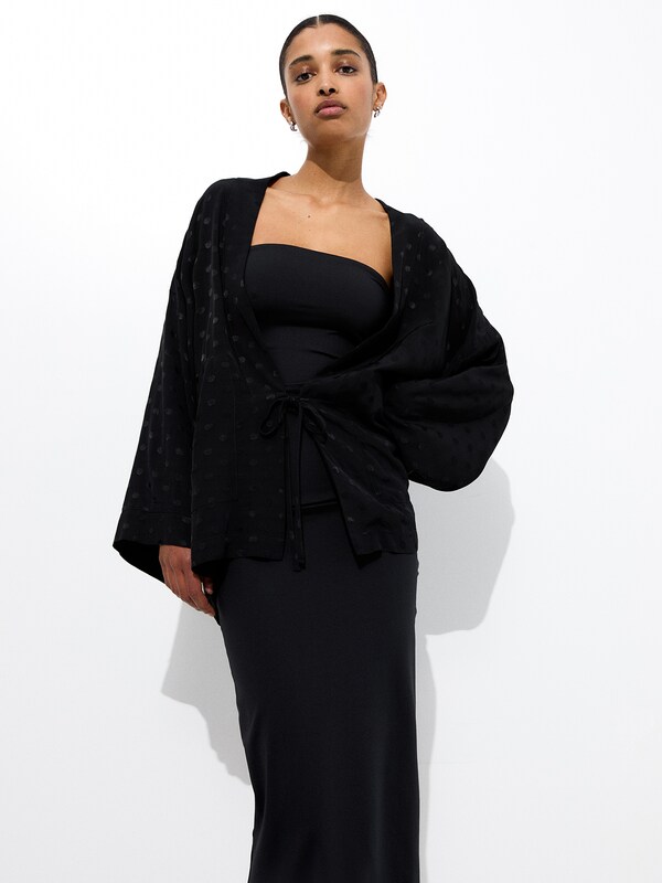 Pull&Bear Kimono in Black