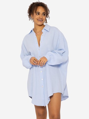 SASSYCLASSY Blouse in Blue: front