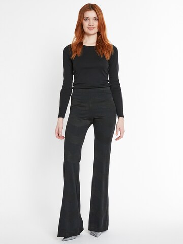 Ana Alcazar Bootcut Hose 'Saponi' in Schwarz