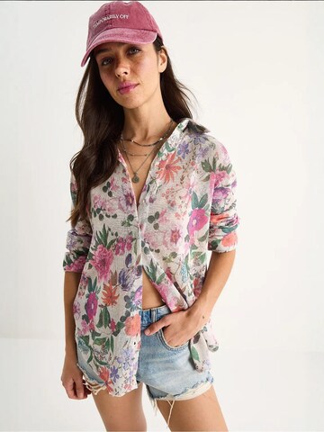 Chemisier Bianco Lucci en beige : devant