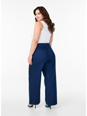 Wide leg Jeans di Zizzi in blu