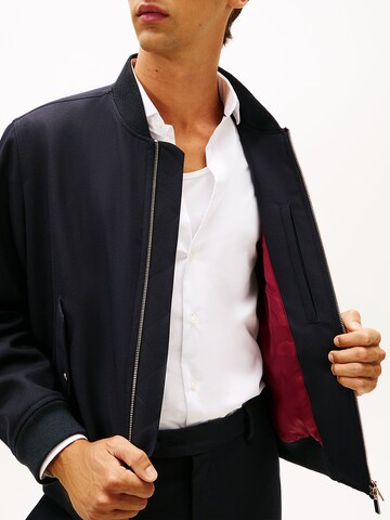 TOMMY HILFIGER Between-season jacket in Blue