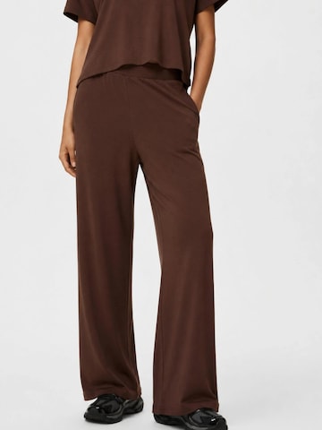 PIECES Loosefit Hose‌‌‌ in Braun