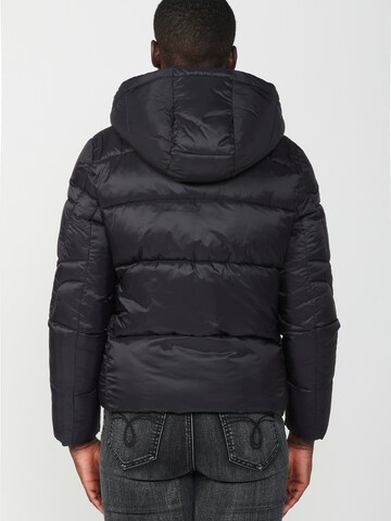 KOROSHI Between-season jacket in Black