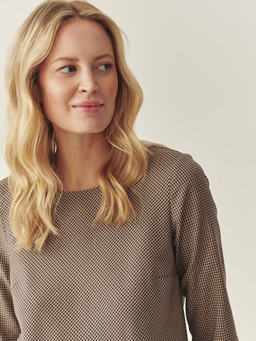 TATUUM Obleka | siva barva