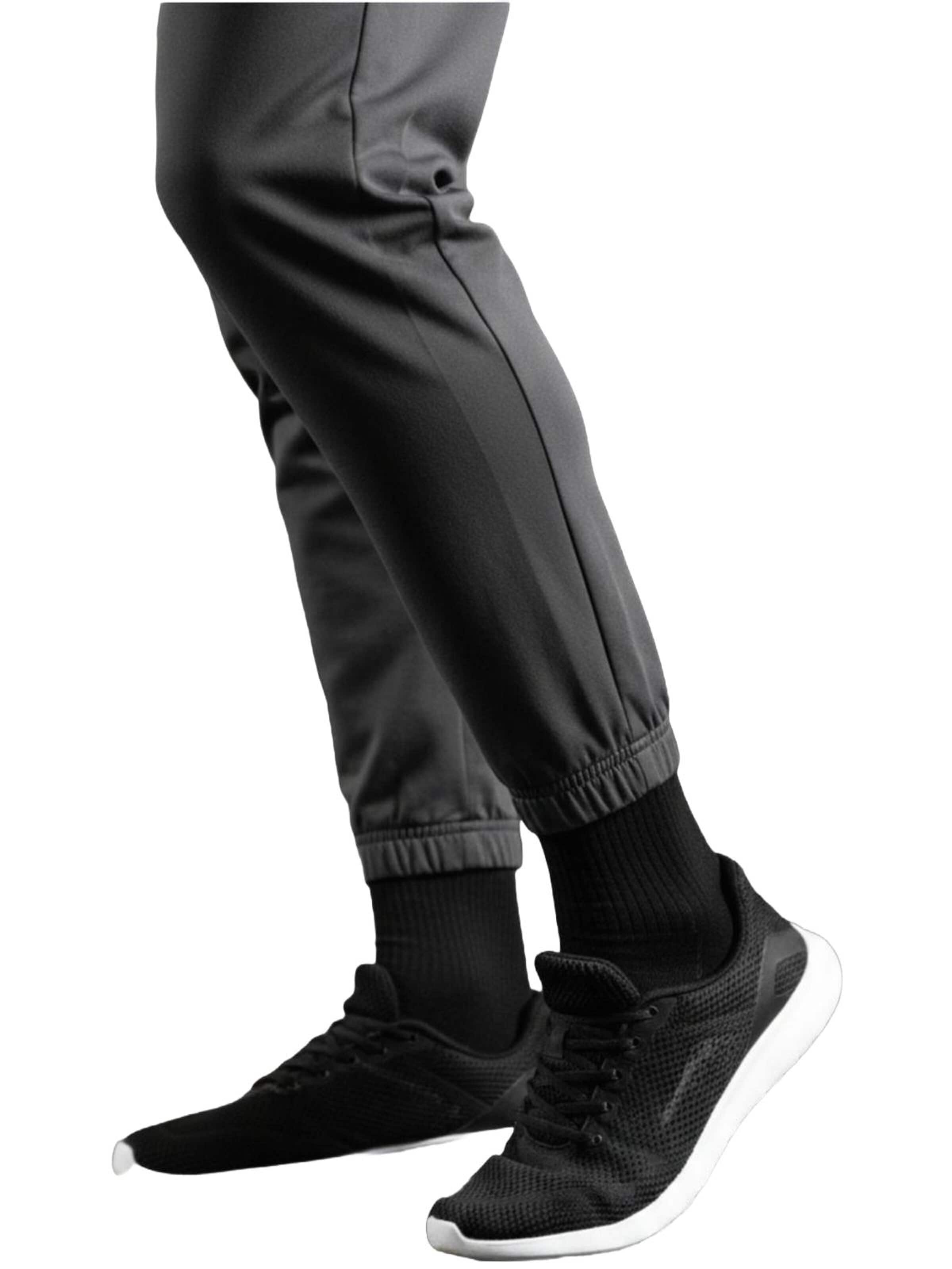 El Sueno Socks 'Sportsocken' in Black: front