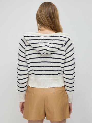 No Matter What Pullover in Weiß