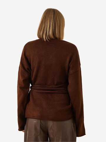 Pullover di Bianco Lucci in marrone