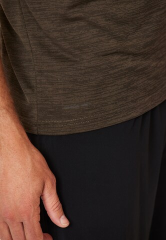 ENDURANCE Toiminnallinen paita 'Portofino' värissä ruskea