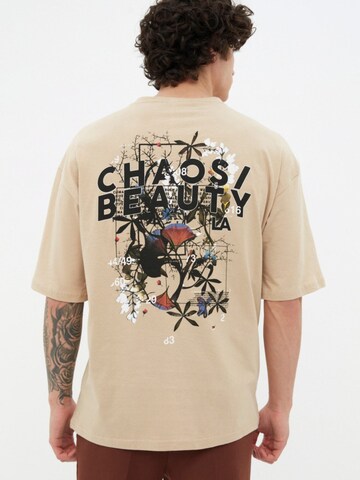Trendyol Shirt in Beige: voorkant