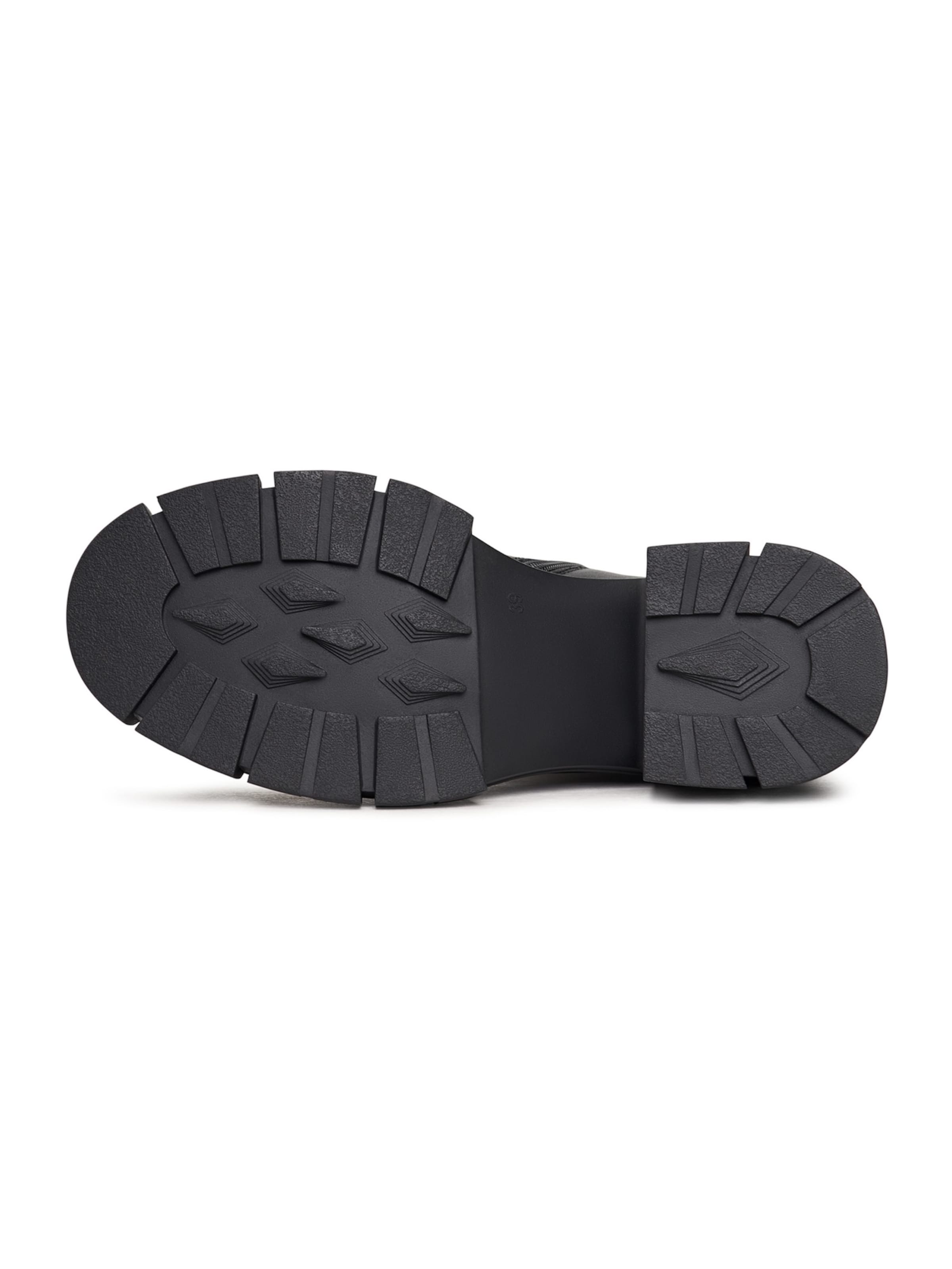 CESARE GASPARI Ankle Boots in Schwarz