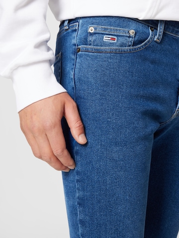 Tommy Jeans Kitsas Teksapüksid 'FINLEY', värv sinine