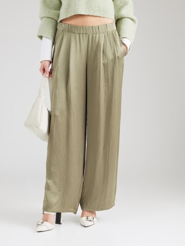 regular Pantaloni con pieghe di Summum in verde: frontale