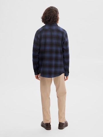 SELECTED HOMME Regular fit Button Up Shirt 'Owen' in Blue