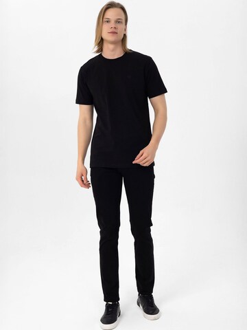 By Diess Collection Футболка в Черный