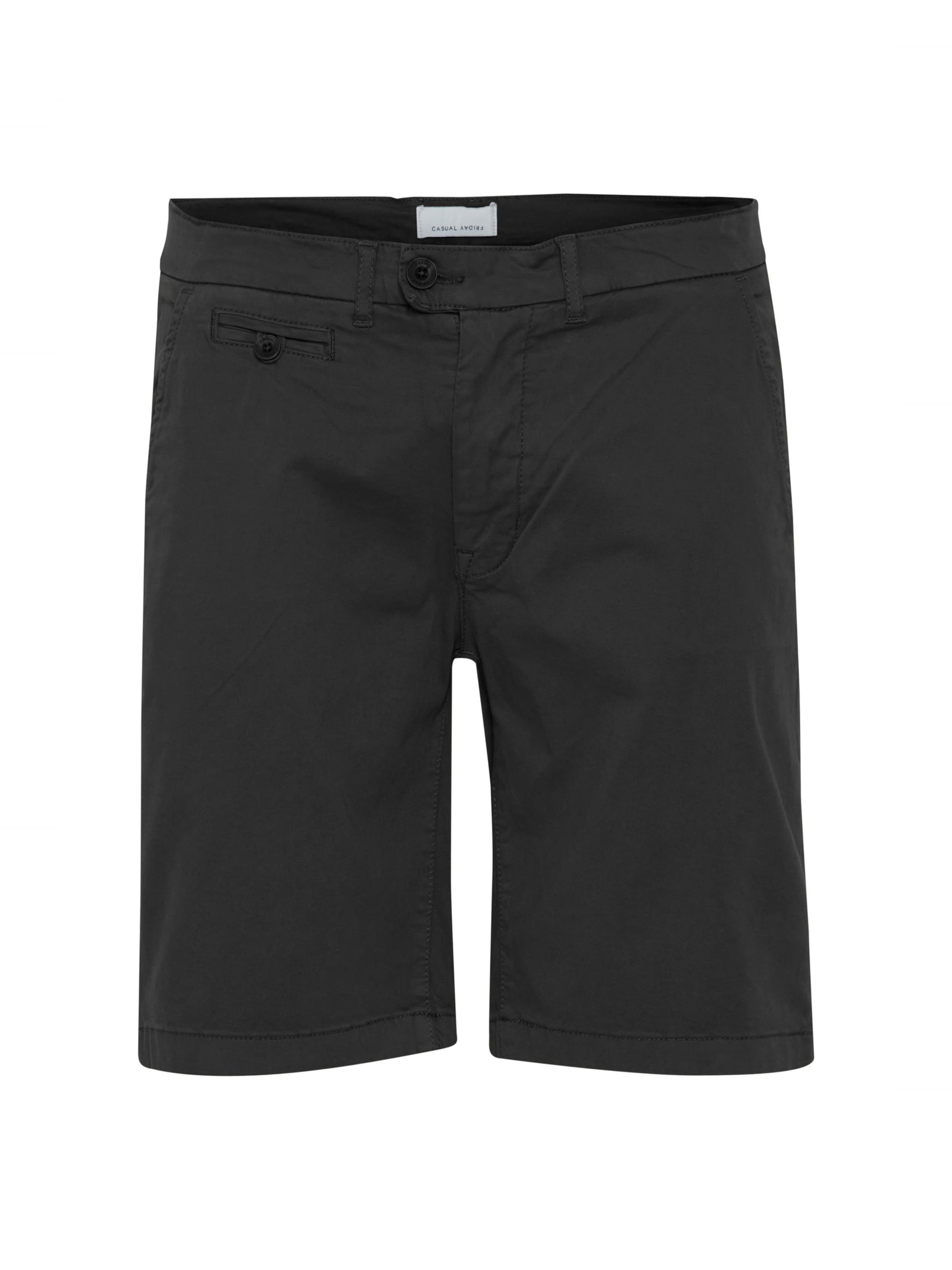 Casual Friday - Regular Calças chino em preto: frente