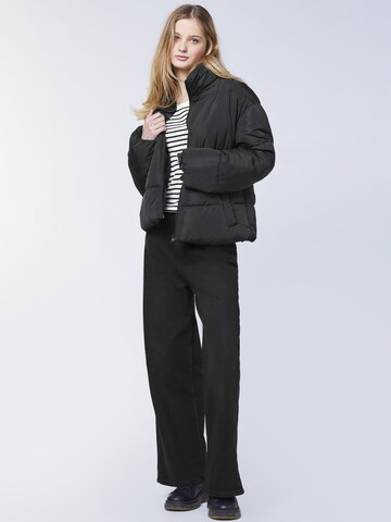 JZ&CO Between-Season Jacket in Black