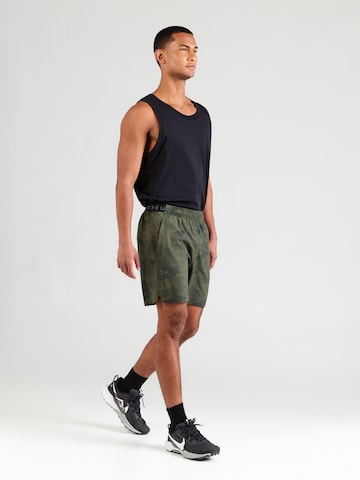 UNDER ARMOUR - regular Pantalón deportivo 'Vanish 2.0' en verde