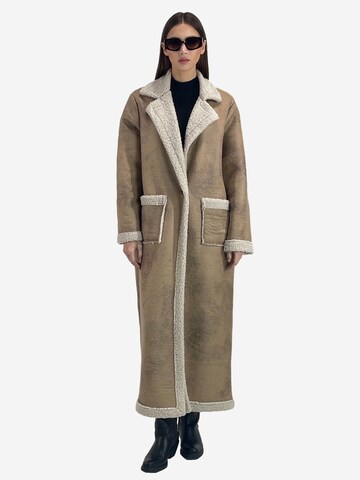 Elara Overgangsfrakke i beige