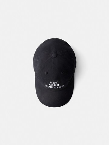 Bershka Cap 'MOOD OF THE DAY' in Schwarz