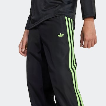 ADIDAS ORIGINALS Tapered Pants in Black