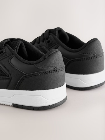 Baskets Next en noir