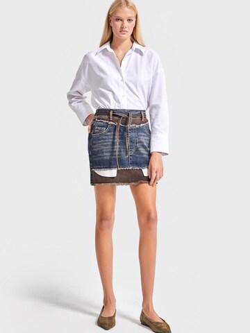 Jupe 'Layered Mini Denim Skirt' IT'S BASIC en bleu