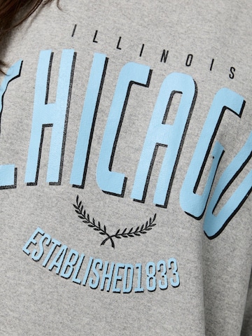 Worldclassca Oversized Sweater 'Chicago' in Grey