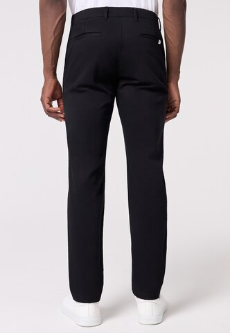 ROY ROBSON Slim fit Chino trousers in Black