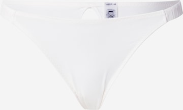 balta LOVE Stories Moteriškos kelnaitės 'Rosie': priekis