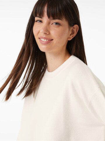 Pull-over Bershka en blanc