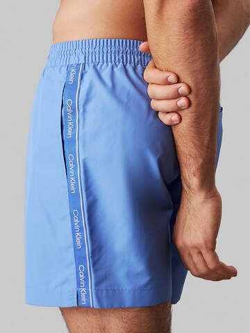 Shorts de bain Calvin Klein Swimwear en bleu