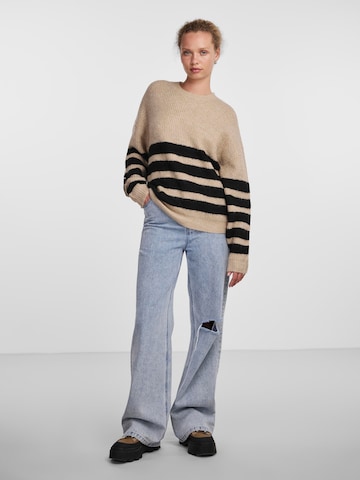 Pullover 'PCBrooks' di PIECES in beige